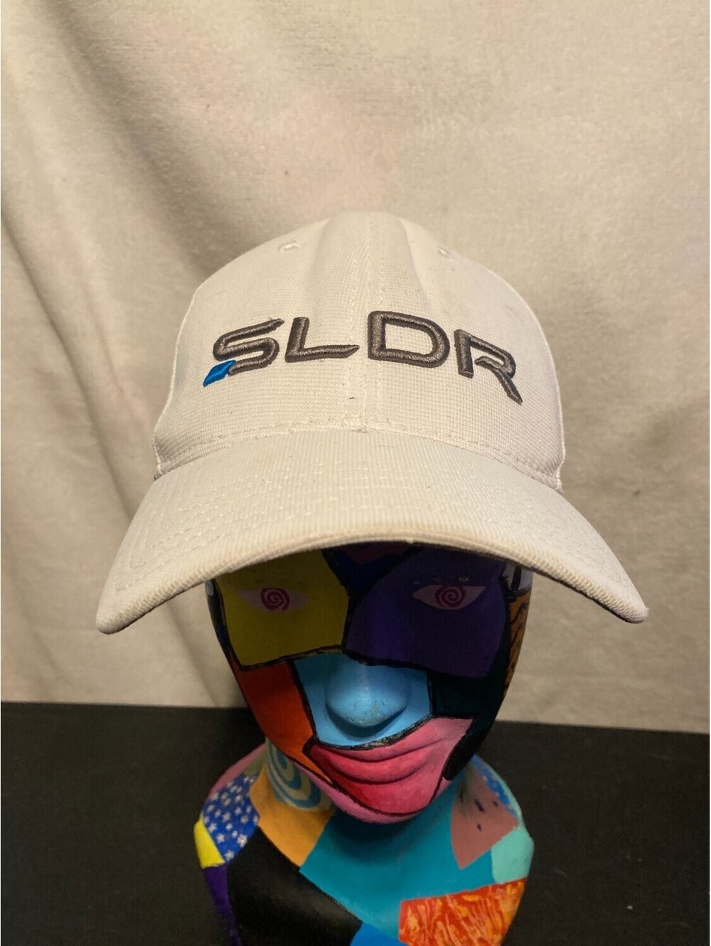 Taylor Made Sldr Men's Hat One Size White Textured Performance Fabric Taylormade